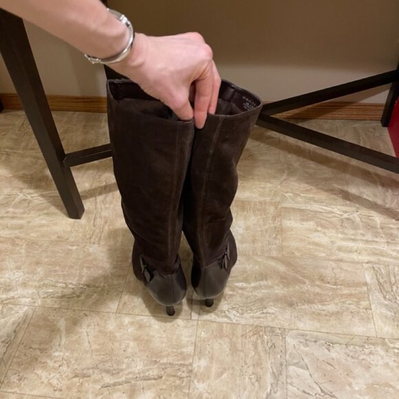 Franco Sarto Brown Suede Y2K Boots Size 10 (fit 9.5-10) - Picture 7 of 16